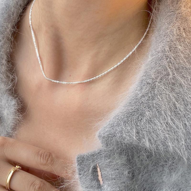 925 Sterling Silver Sparkling Lockbone Necklace