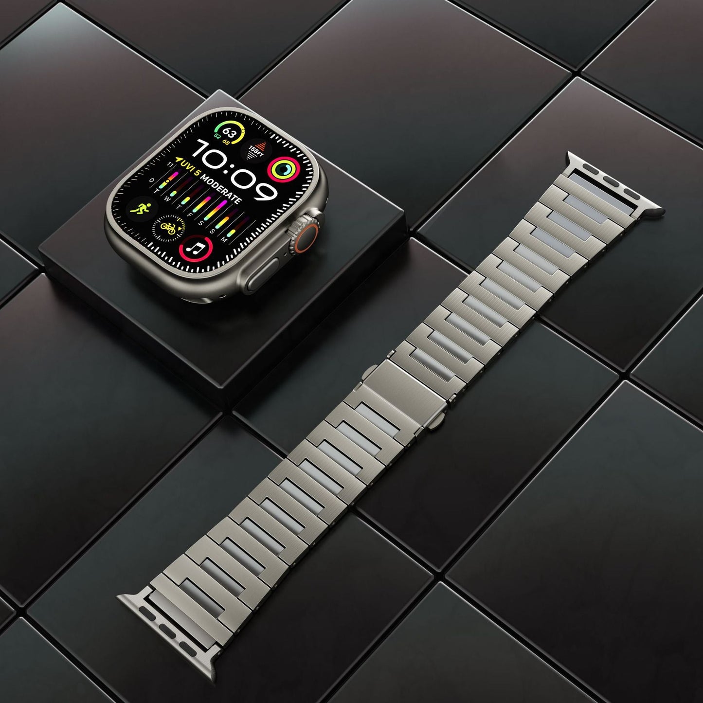 BG Premium Titanium Link Band for Apple Watch