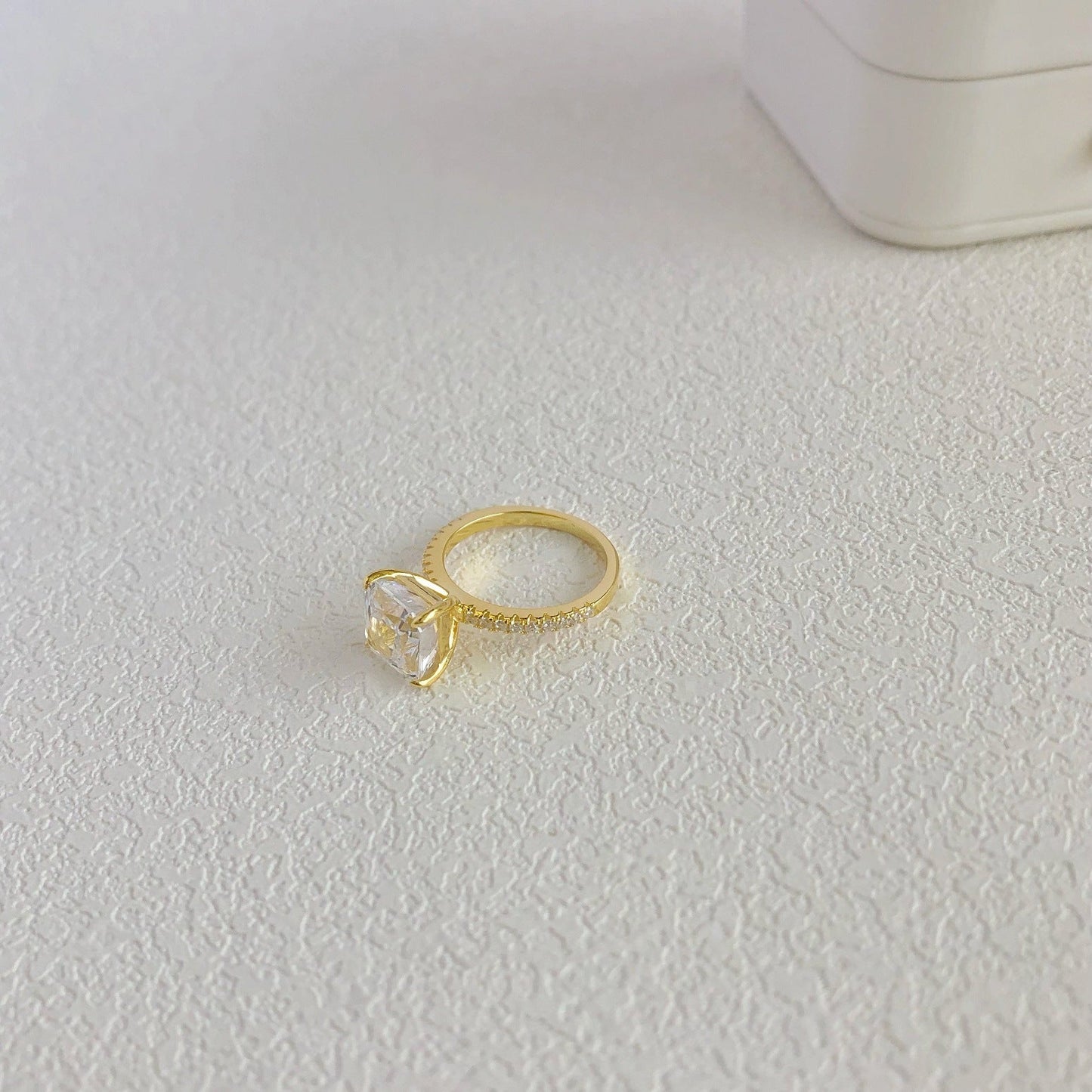 925 Silver Crushed Ice Lab Sapphire Ring – 18K Gold Plated Elegance