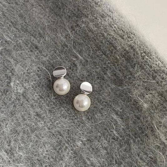 925 Sterling Silver With Faux Pearls Curved Stud Earrings